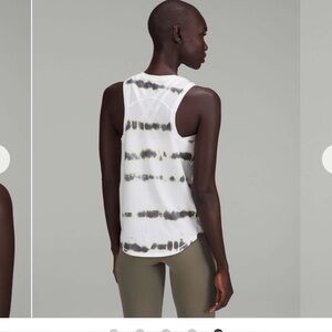 Lululemon workout top